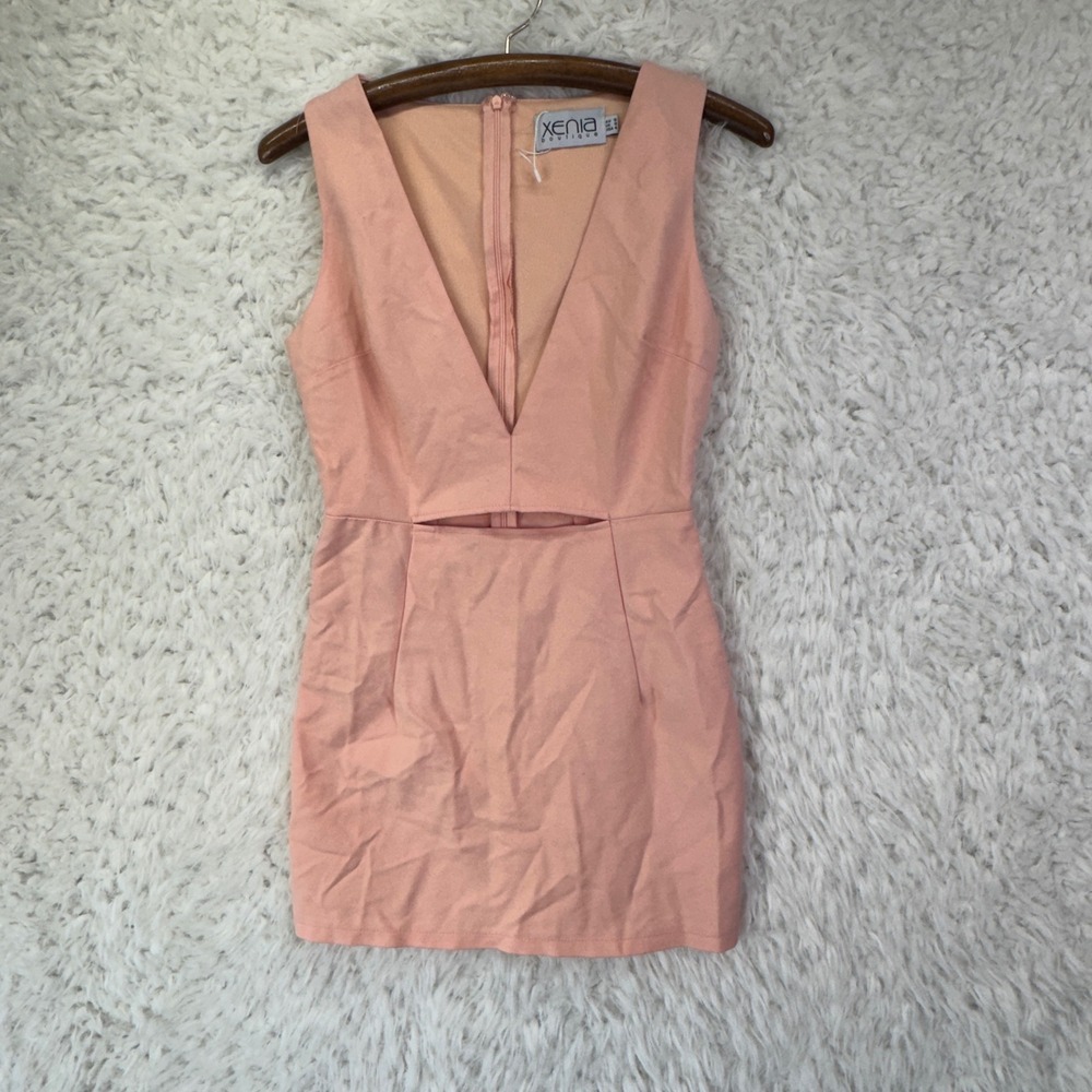 Xenia Boutique Mini Dress 4 Peach Cutout V-Neck Sleeveless Coquette Chic
